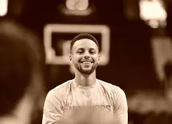 开元棋牌官网-开拓者主场险胜掘金