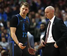 开元棋牌官网-老鹰对独行侠